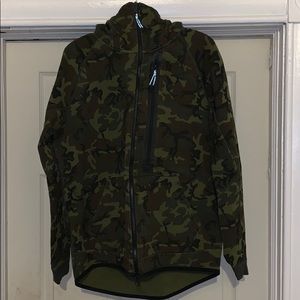 Nike Camo TechFleece Full-Zip Hooded sweatshirt .